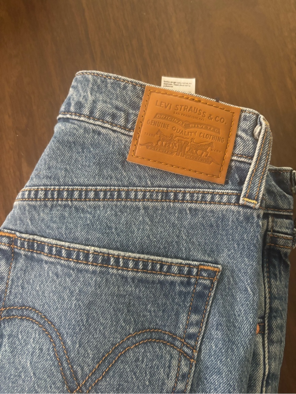 Levi's Womens Rib Cage Bell 30x34 - Picture 8 of 8